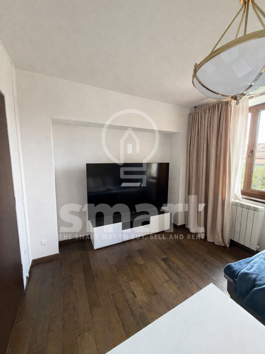 Apartament 3 camere centru Strada Republicii  Casa de Cultura parcare curte 