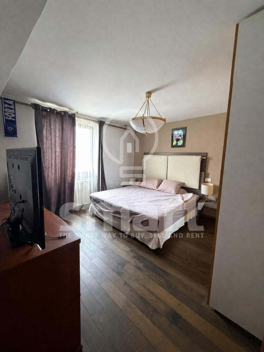 Apartament 3 camere centru Strada Republicii  Casa de Cultura parcare curte 