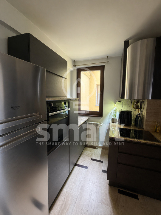 Apartament 3 camere centru Strada Republicii  Casa de Cultura parcare curte 