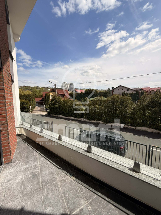 Duplex de vânzare 197 mp utili curte 241 mp Manastur zona Câmpului semifinisat 