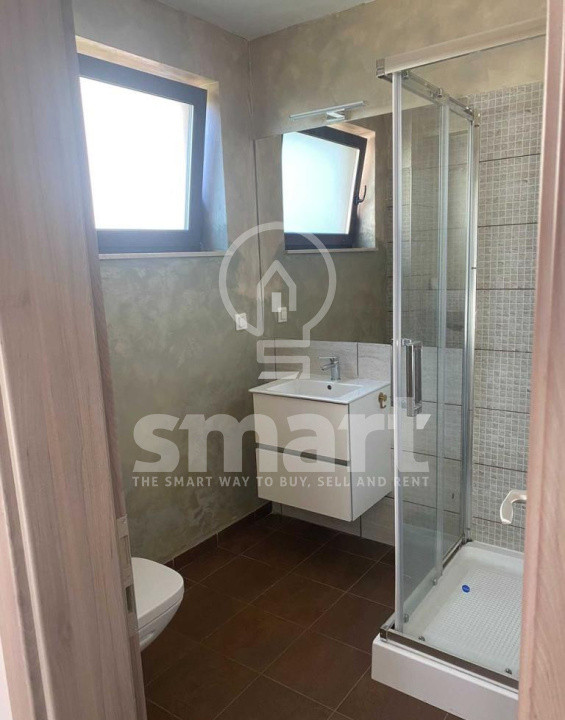 Apartament 3 camere Europa Zorilor 80 mp garaj subteran imobil mic 