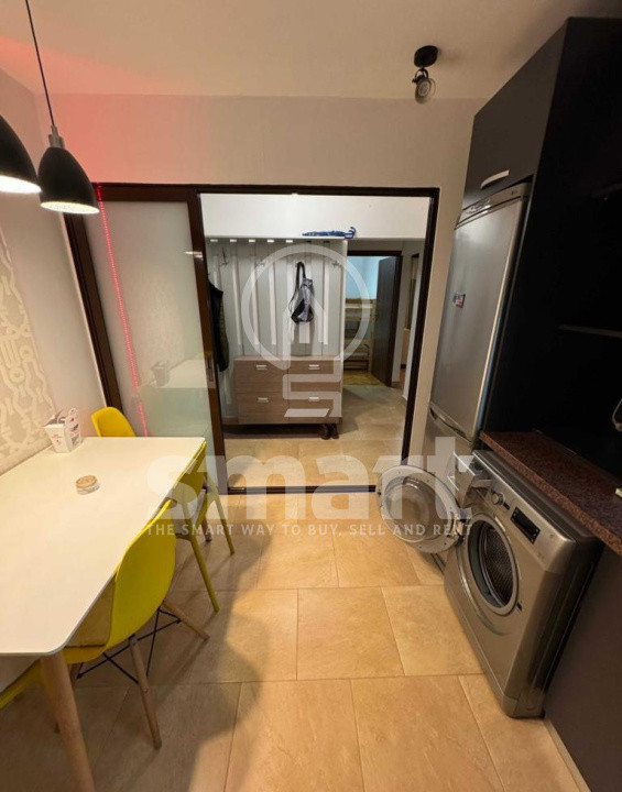 Apartament 3 camere de inchiriat Plopilor loc parcare prima inchiriere