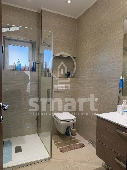 Casă individuală cu piscină Borhanci Stradă privată