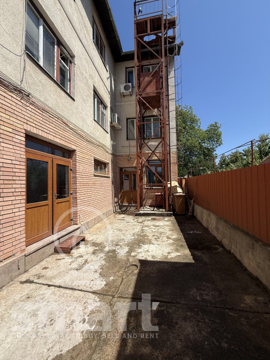 Spatiu Comercial 36 mp