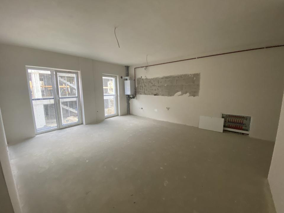 Apartament 2 camere BLOC NOU zona Vivo Floresti 