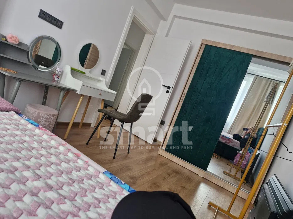 Apartament 3 camere de inchiriat curte privata parcare proprie zona linistita