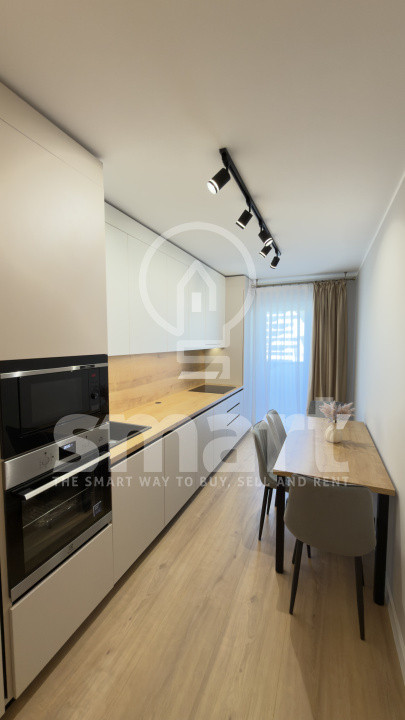Apartament modern 3 camere, Eroilor , Floresti