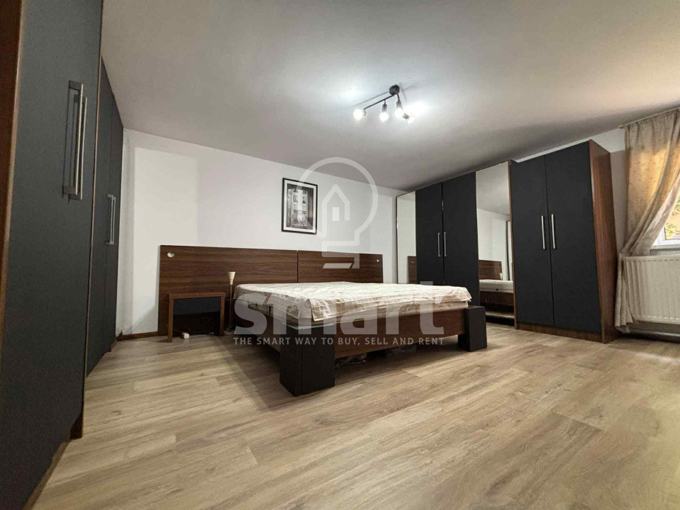 Apartament cu 3 camere curte proprie și parcare de vanzare zona str Campului