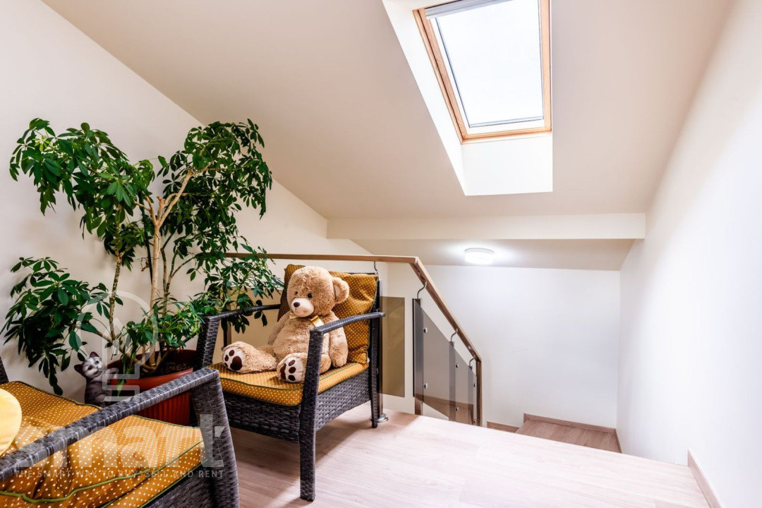 Casa individuala de vanzare in Faget 360mp cu teren de 1100 mp