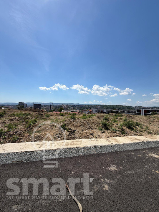 Vand teren deosebit pentru constructie duplex in Dambu Rotund 