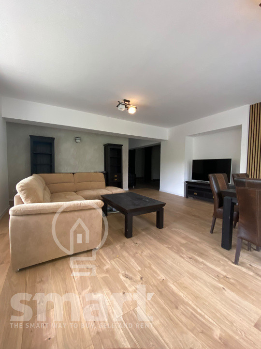 Apartament 4 camere 134mp Plopilor bloc semiluna 