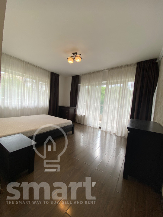 Apartament 4 camere 134mp Plopilor bloc semiluna 