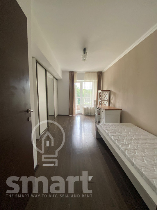Apartament 4 camere 134mp Plopilor bloc semiluna 