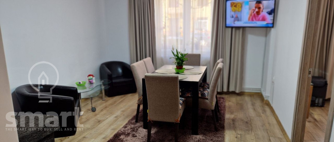 Apartament 3 camere de vanzare complet renovat zona centrala Horea