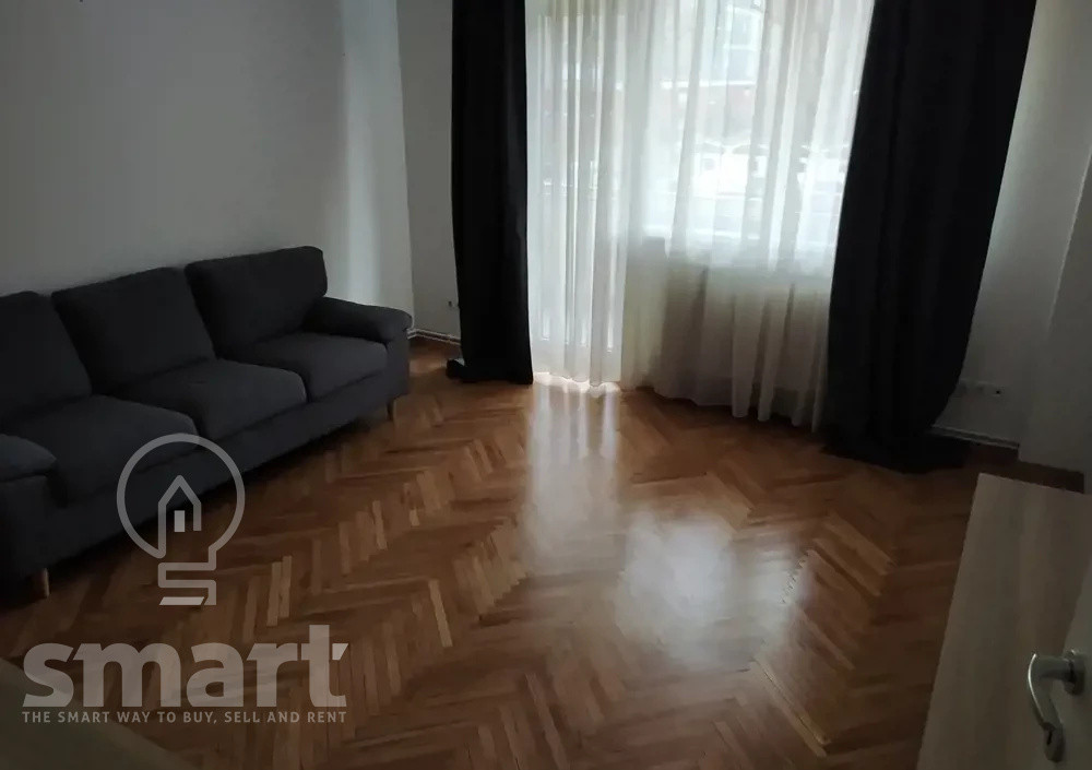 Apartament 3 camere  de închiriat Etaj 1din 4 Mobilat și utilat