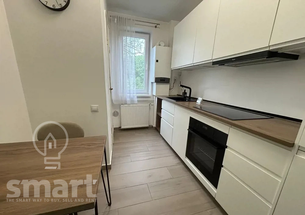 Apartament 3 camere  de închiriat Etaj 1din 4 Mobilat și utilat
