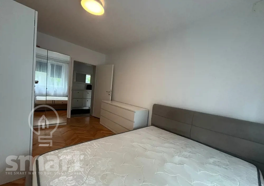 Apartament 3 camere  de închiriat Etaj 1din 4 Mobilat și utilat
