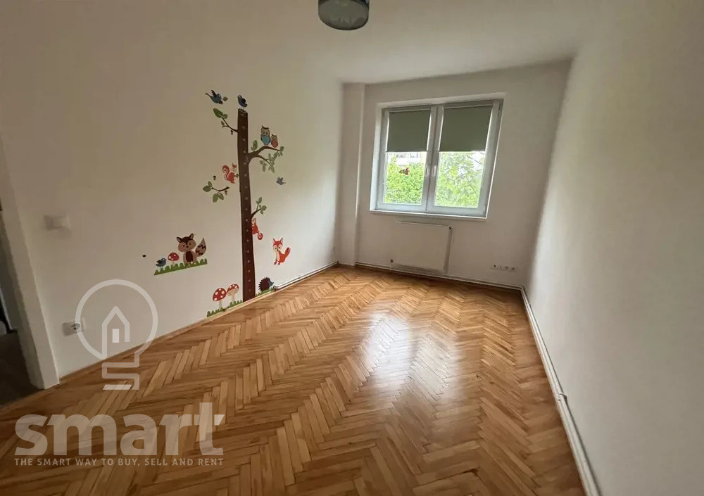 Apartament 3 camere  de închiriat Etaj 1din 4 Mobilat și utilat