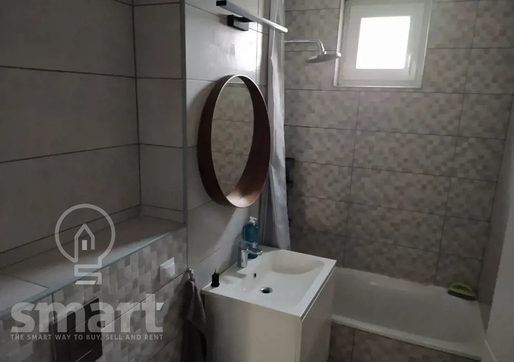 Apartament 3 camere  de închiriat Etaj 1din 4 Mobilat și utilat