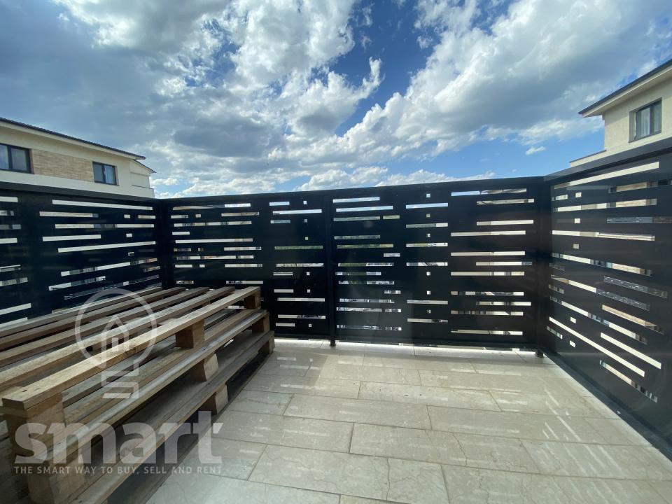 Apartament 3 camere cu parcare zona Vivo