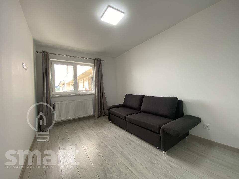 Apartament 3 camere cu parcare zona Vivo
