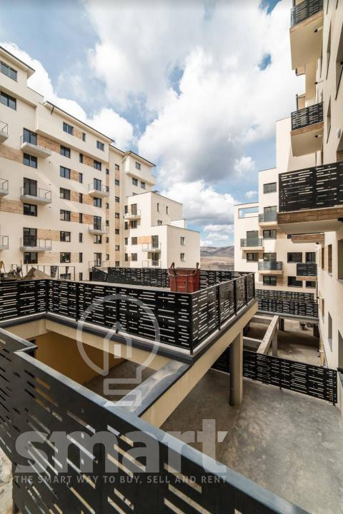 Apartament 3 camere cu parcare zona Vivo
