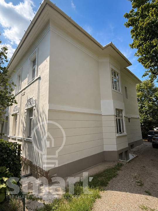 Garsoniera de vanzare centrul Clujului  Republicii parcare în curte