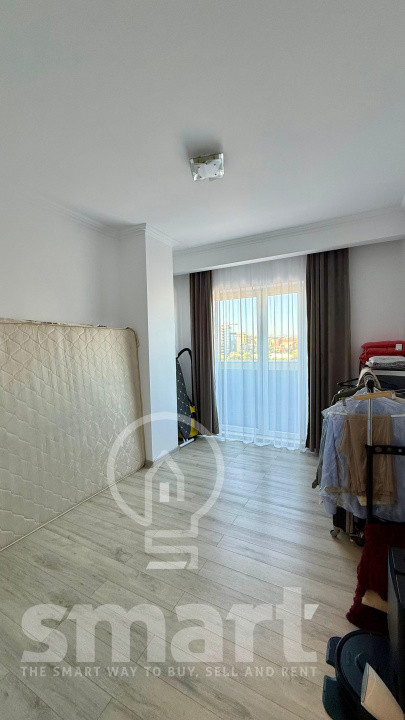 Apartament 3 camere cu terasa si vedere spre lac, zona Iulius Mall