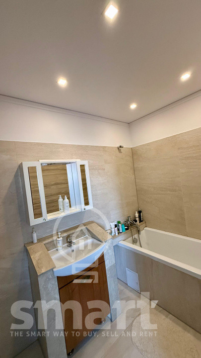 Apartament 3 camere cu terasa si vedere spre lac, zona Iulius Mall
