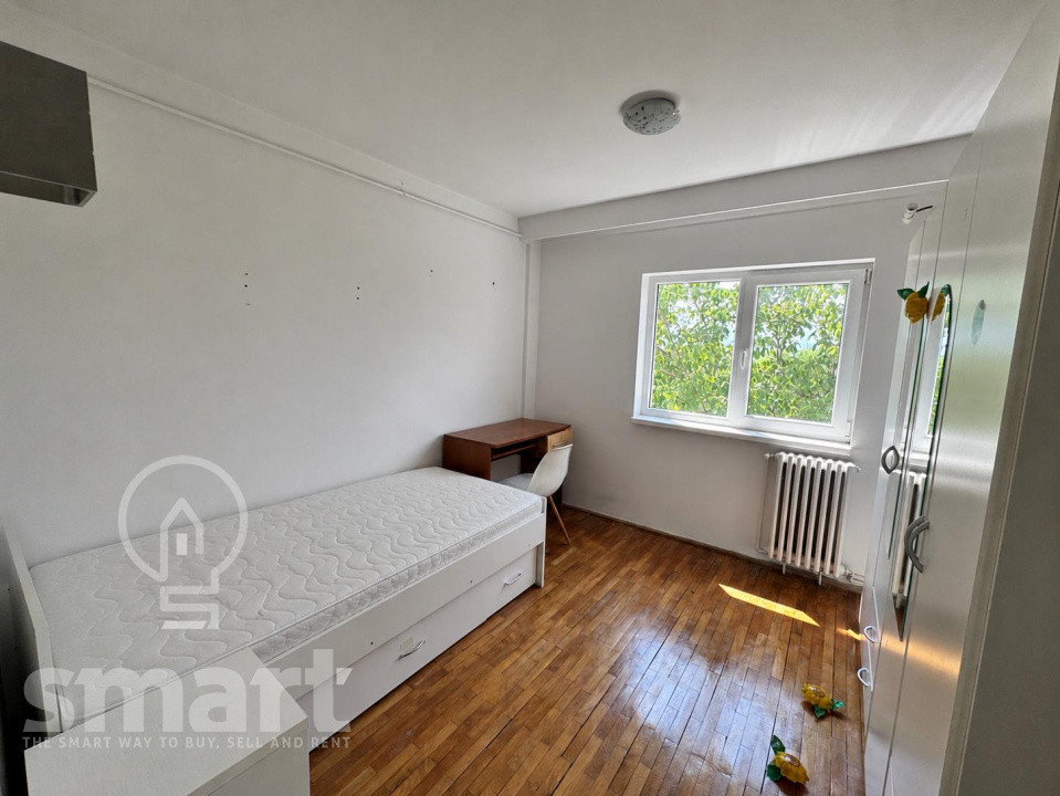 APARTAMENT CU 3 CAMERE DECOMANDAT