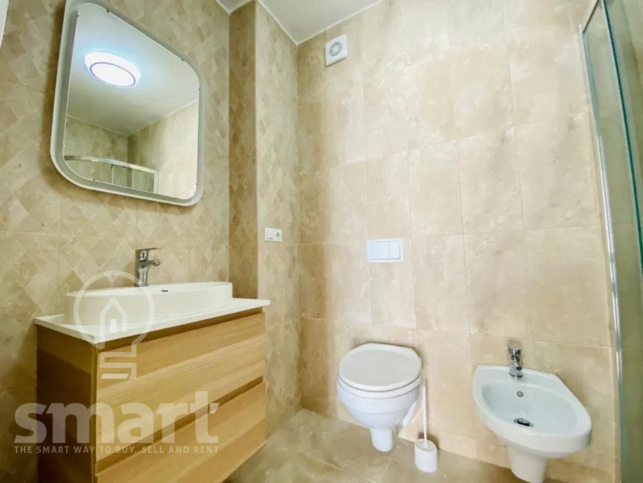 Apartament 3 camere de inchiriat zona Piata 1 Mai Rivus Mall Terasa 30 mp