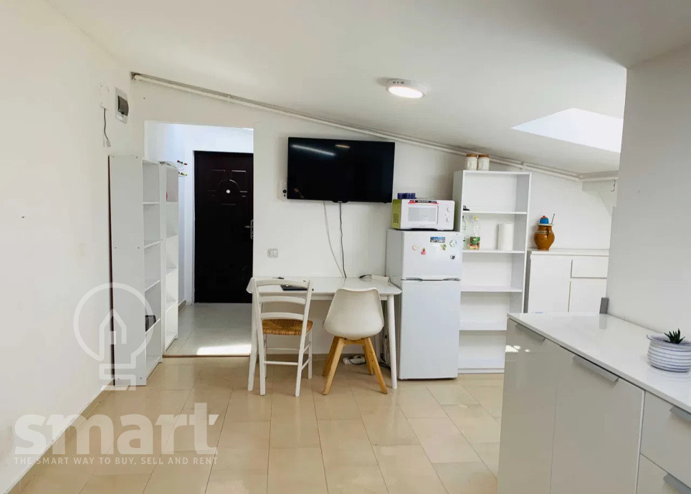 Apartament 1 camere, parcare, zonă centrală