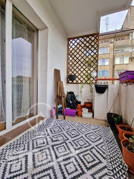 Apartament 3 camere decomandate de inchiriat cu parcare zona Sigma Center 