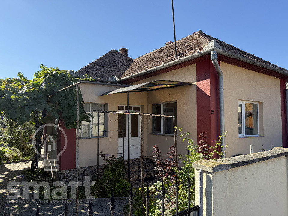 Casa 86mp in Apahida zona buna teren 670mp