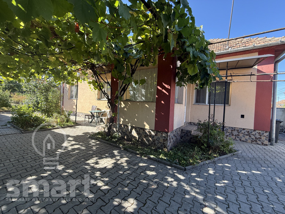 Casa 86mp in Apahida zona buna teren 670mp