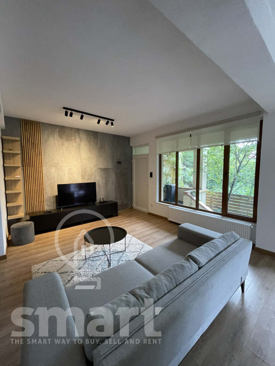 Apartament 3 camere de inchiriat Gruia  Parcare inclusa