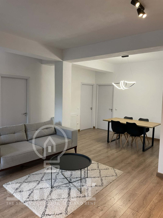 Apartament 3 camere de inchiriat Gruia  Parcare inclusa