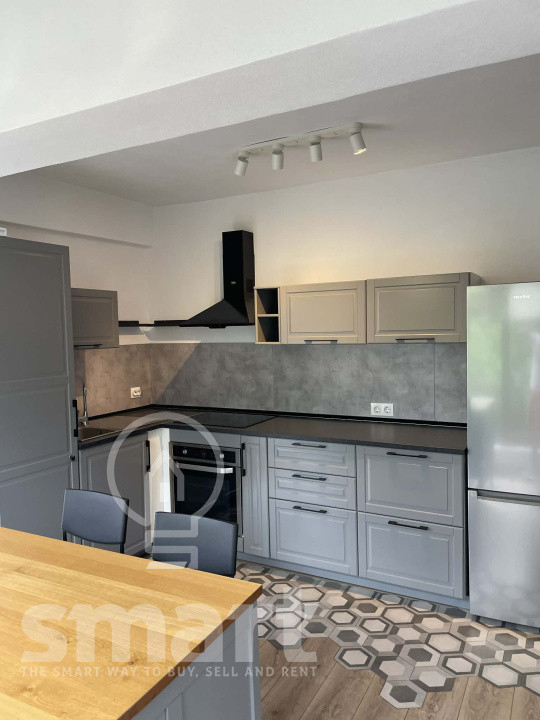 Apartament 3 camere de inchiriat Gruia  Parcare inclusa