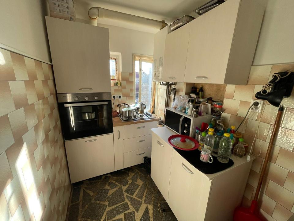 OPORTUNITATE! APARTAMENT 4 CAMERE SEMICENTRAL ZONA SCORTARILOR