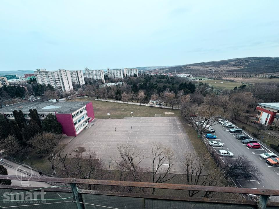 Apartament 2 camere de vanzare   Gheorgheni 48 mp  balcon 6 mp 