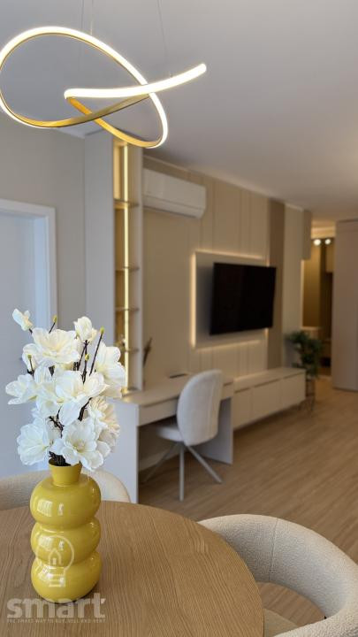 Apartament 2 camere , Floresti , zona Tineretului 54mp+ parcare