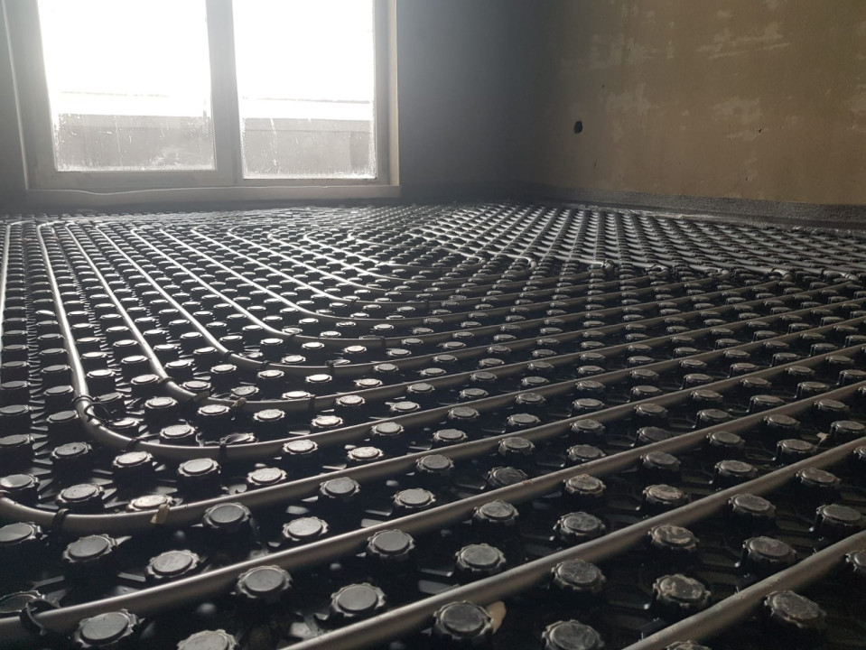 Apartament 3 camere 68 mp BLOC NOU CU CF Dambul Rotund 