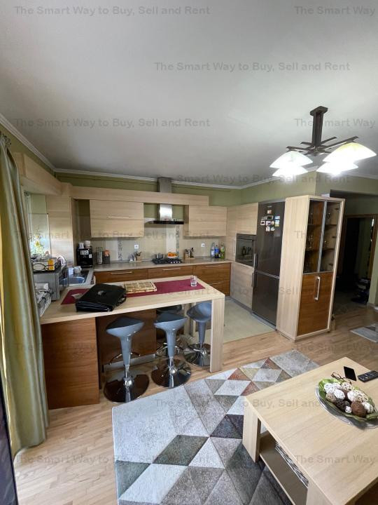 Apartament 4 camere, scara interioara , zona Muzeul Apei