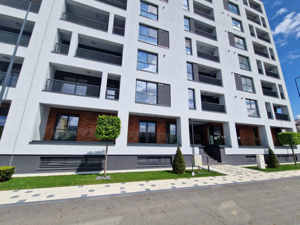 Spatiu comercial de inchiriat zona Vivo 142mp