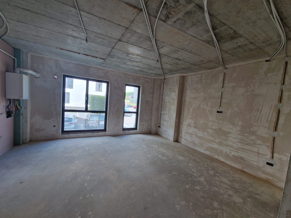 Spatiu comercial de inchiriat zona Vivo 142mp