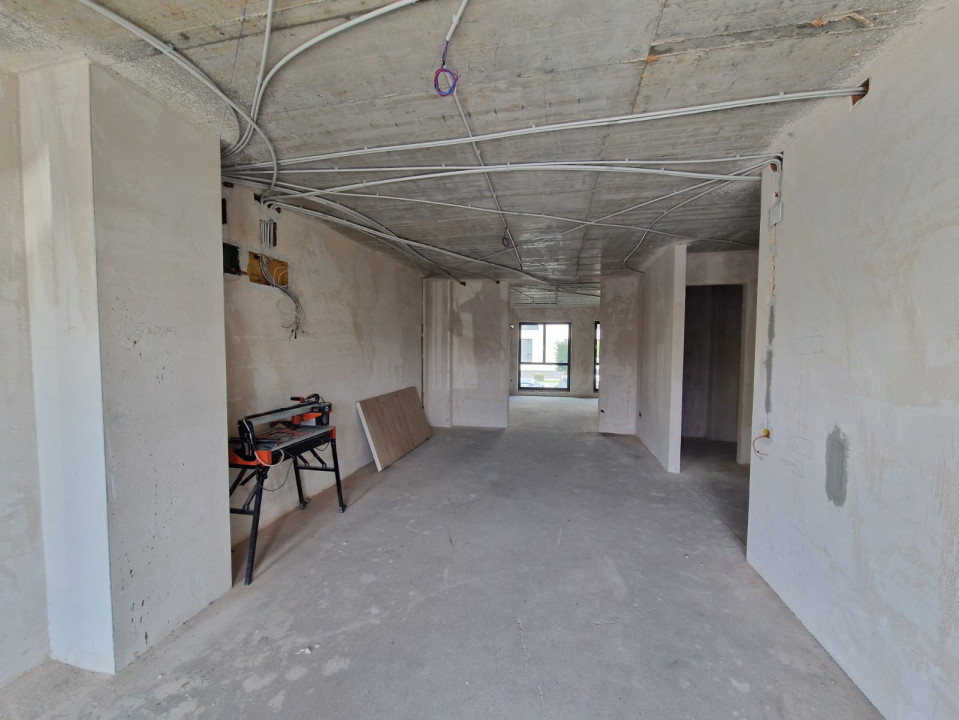 Spatiu comercial de inchiriat zona Vivo 142mp