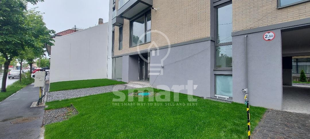 Spatiu Comercial 93 mp Semicentral Piata Abator