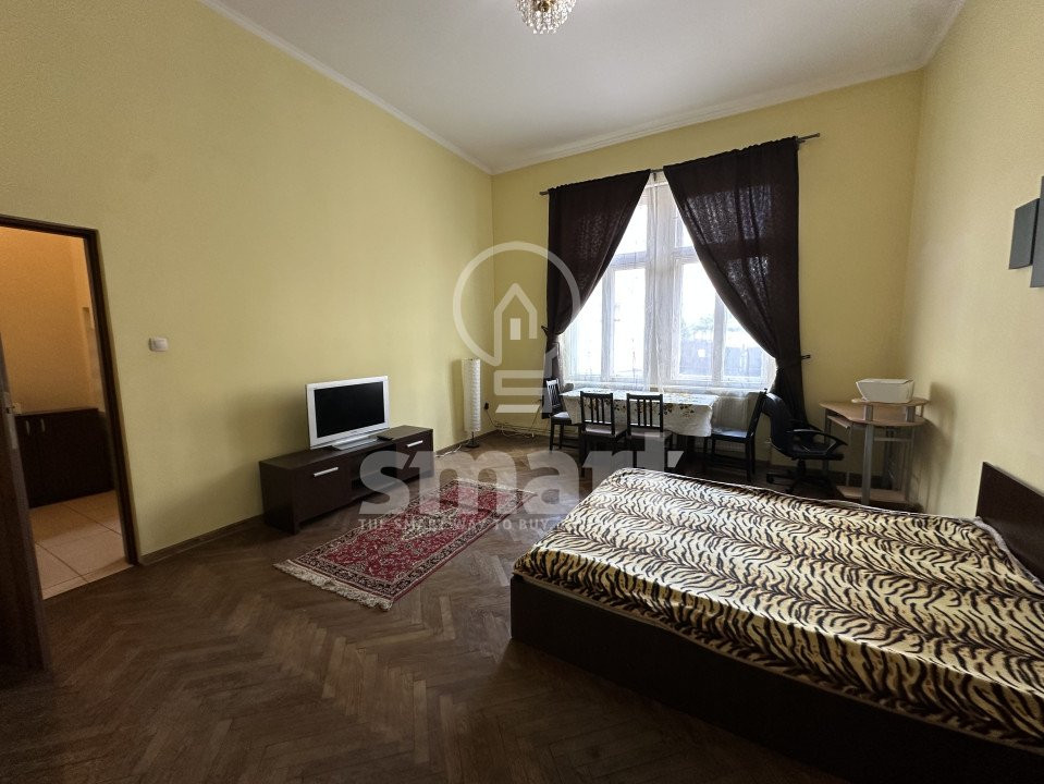 Inchiriez apartament 2 camere in Centru