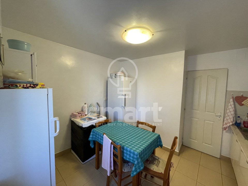 Apartament 4 camere in zona Shopping City (Corina) amplasat excelent