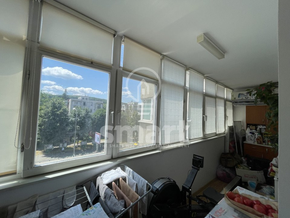 Apartament 4 camere in zona Shopping City (Corina) amplasat excelent